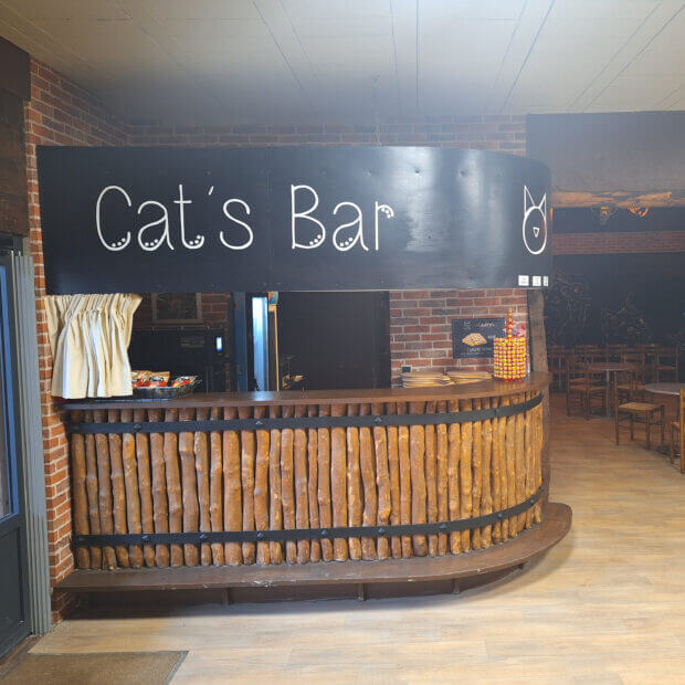 Le Cat’s Bar
